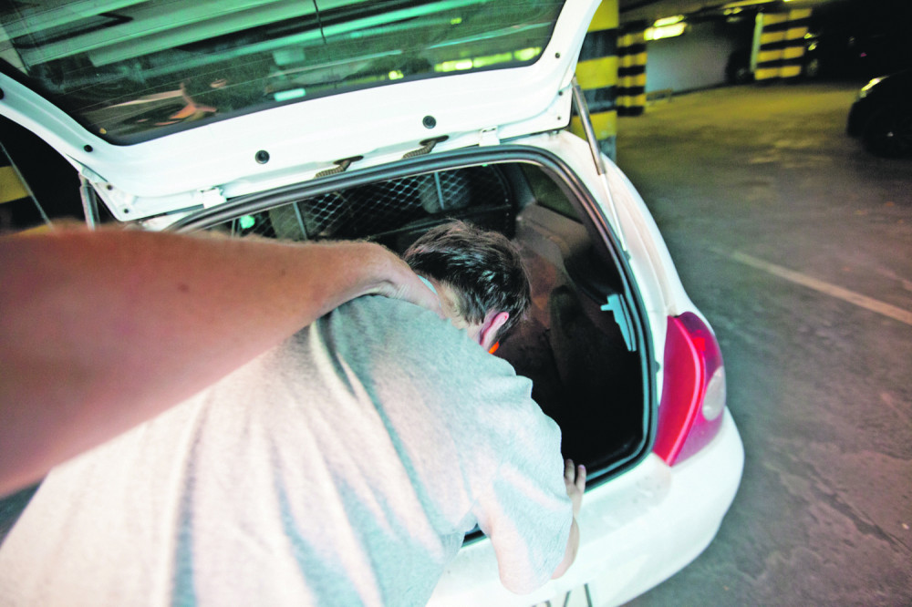 Trudnoj devojci rekao da je otet da bi pio sa drugarima, UBRZO JE ZAŽALIO ZBOG TOGA!