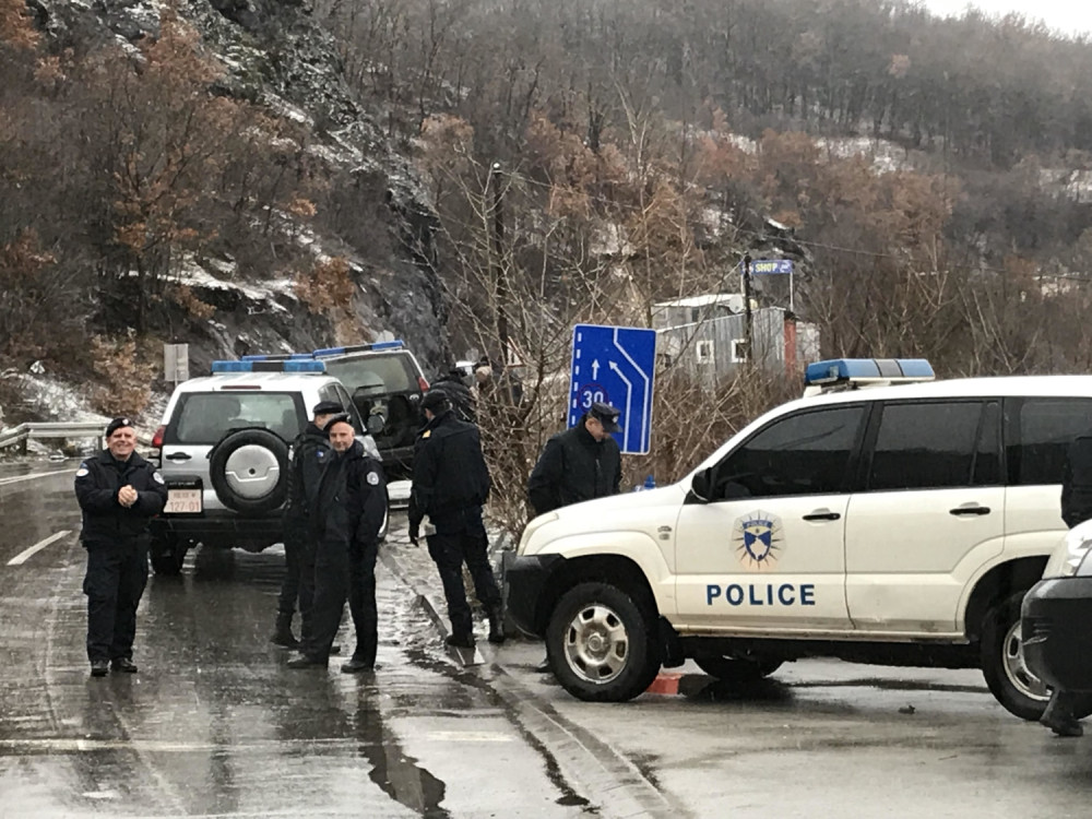 Povratnik koji je uhapšen na Jarinju pušten na slobodu! Skandalozno objašnjenje policije pod komandom Prištine!