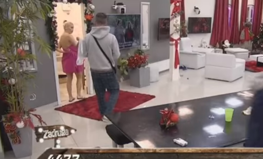 Sanja krenula na tuširanje i videla nešto od čega joj je pozlilo!