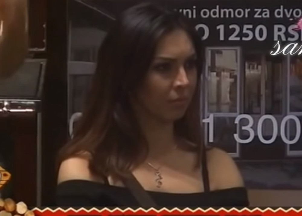 UČESTVOVALA JE NA "FARMI", BILA JE U VEZI SA OŽENJENIM, A ONDA NESTALA: Evo kako danas izgleda život Gabrijele Pejčev! (FOTO)