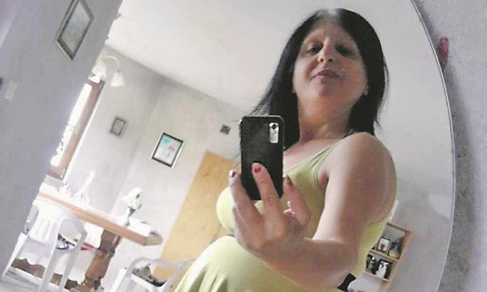 Iz osvete švaleru slikala mrtvu bebu