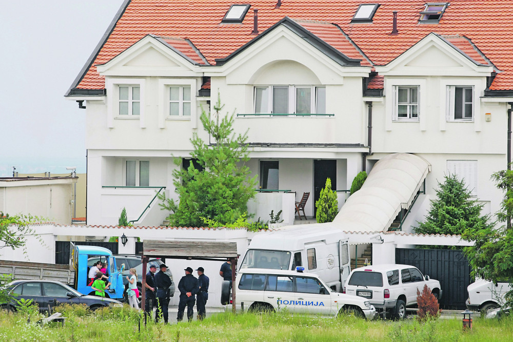 Isparile pare iz Šilerove!