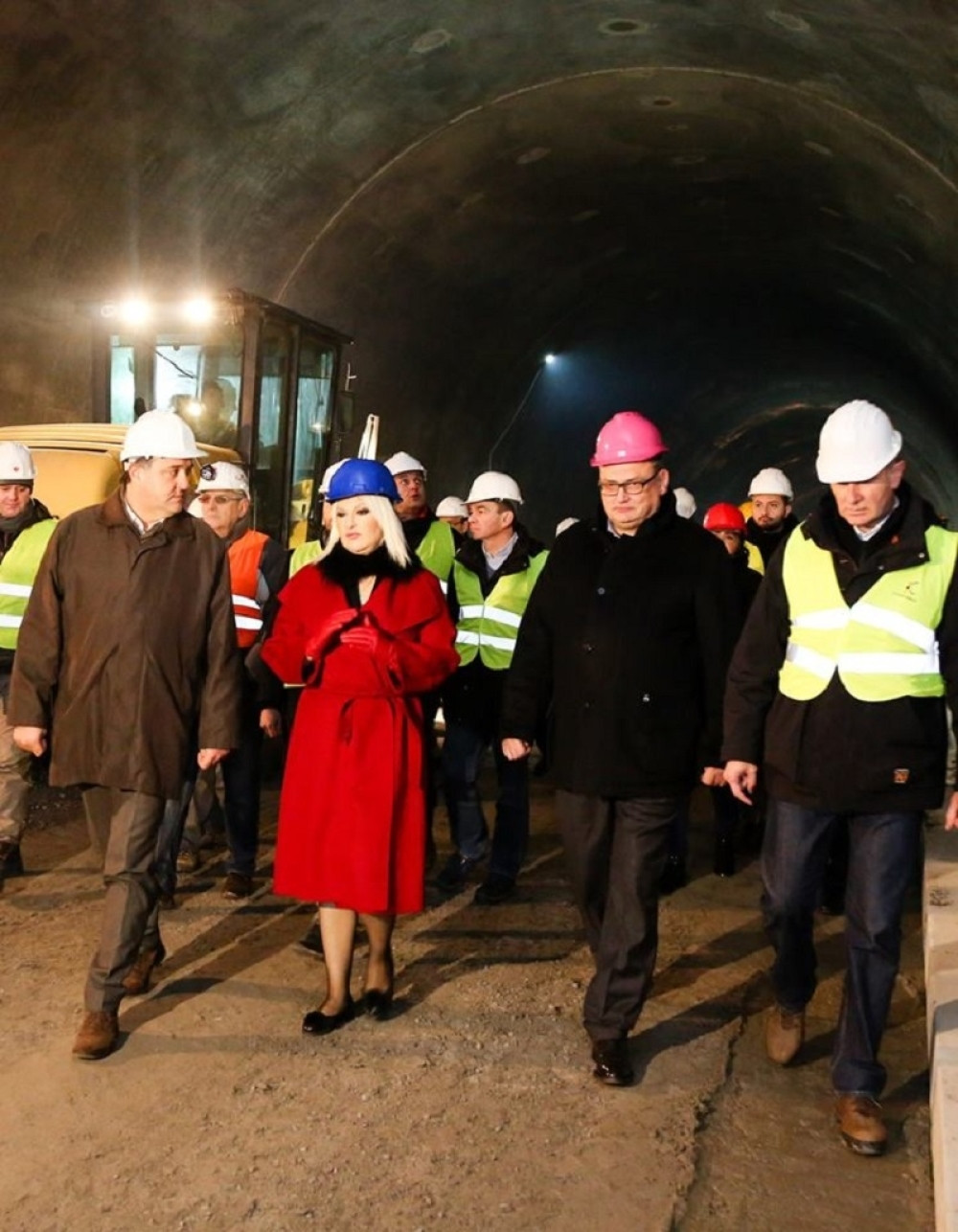 Kada šefica kaže Drobnjak prošeta roze šlem!