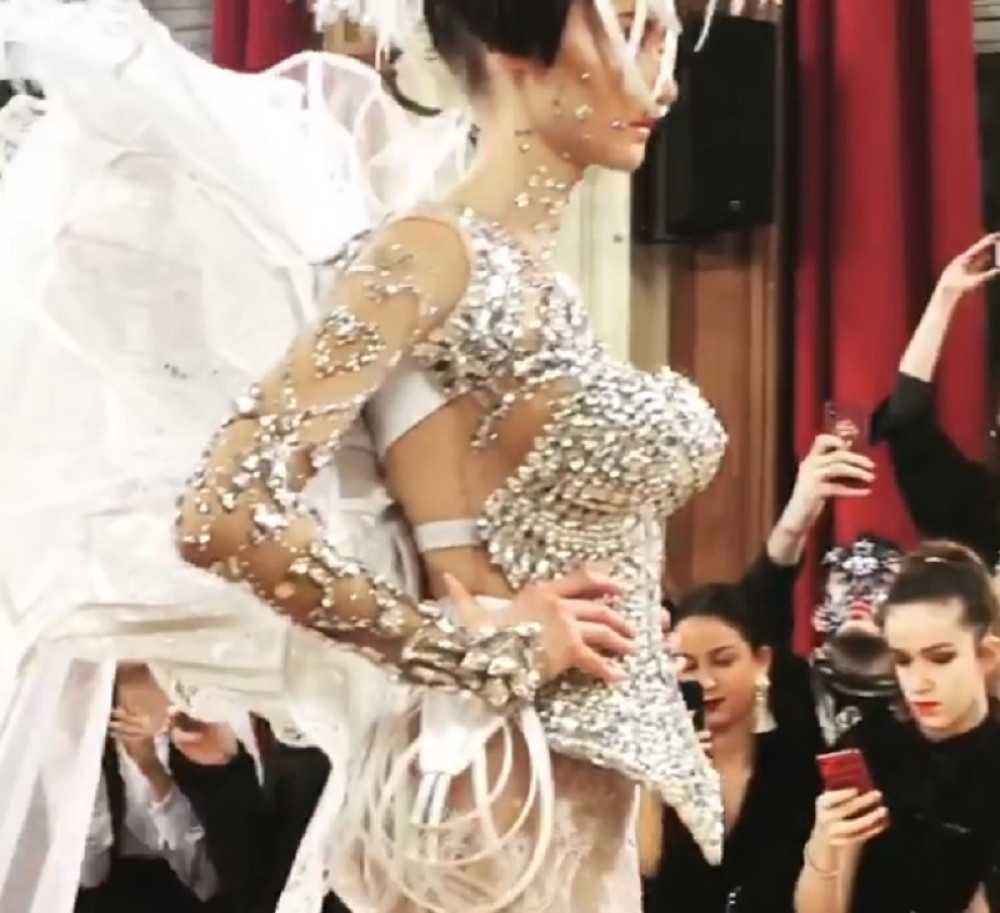 Svi ih smatraju bizarnim, ali ove venčanice su postale trend!