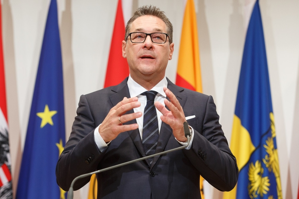 Slobodarska partija dobila novog lidera, pljusak smena posle EU izbora