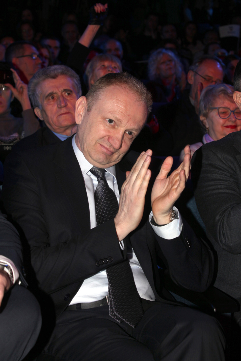 Tajkun dnevno troši milione!