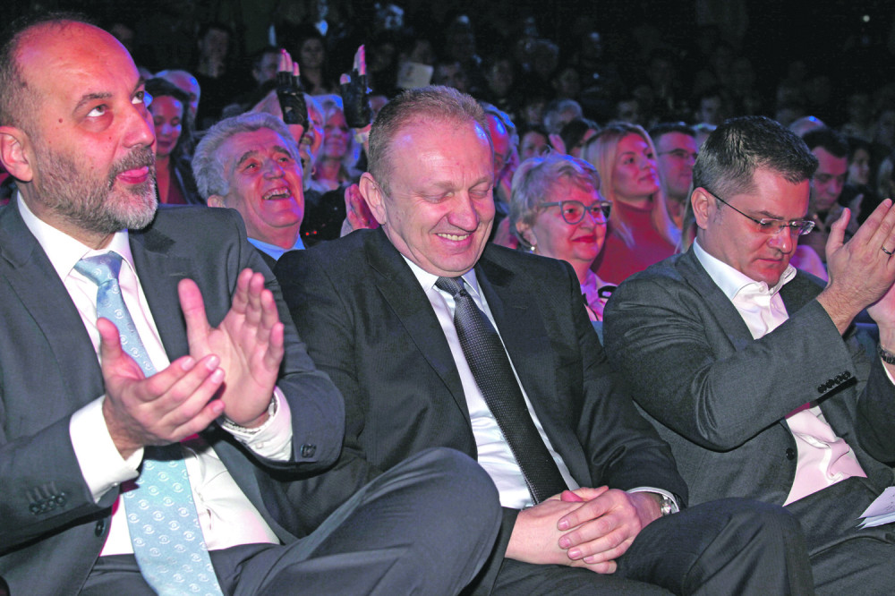 Gak: Đilas laže nastavnike, ne razume se u sistem obrazovanja