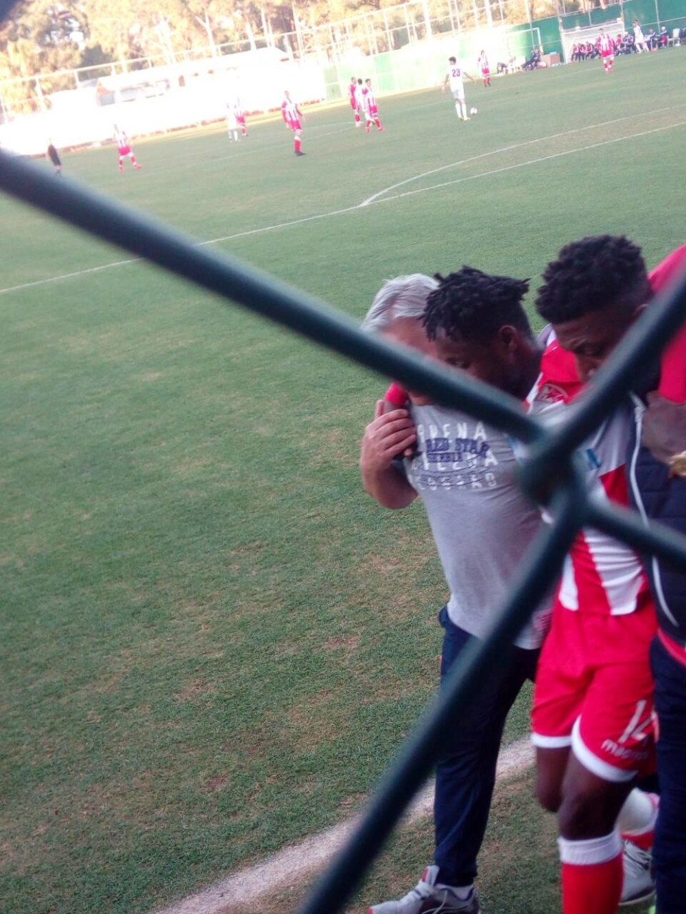 Centarforu Crvene zvezde nikako da svane nakon povratka iz Kine.