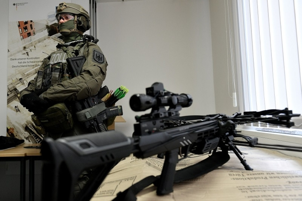 Srbi s kompanjonima utajili  35 miliona evra