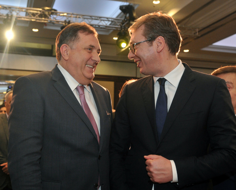 Predsednik i delegacija se vraćaju kući