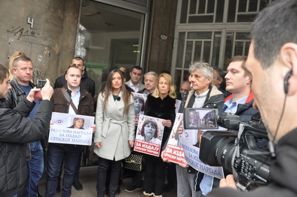 Zavetnici izvređali Kandićevu i nevladine organizacije