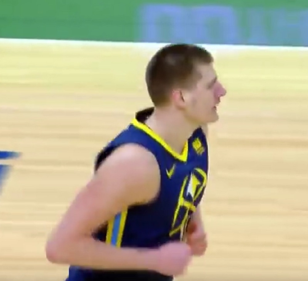 Jokić rasturio šampiona!