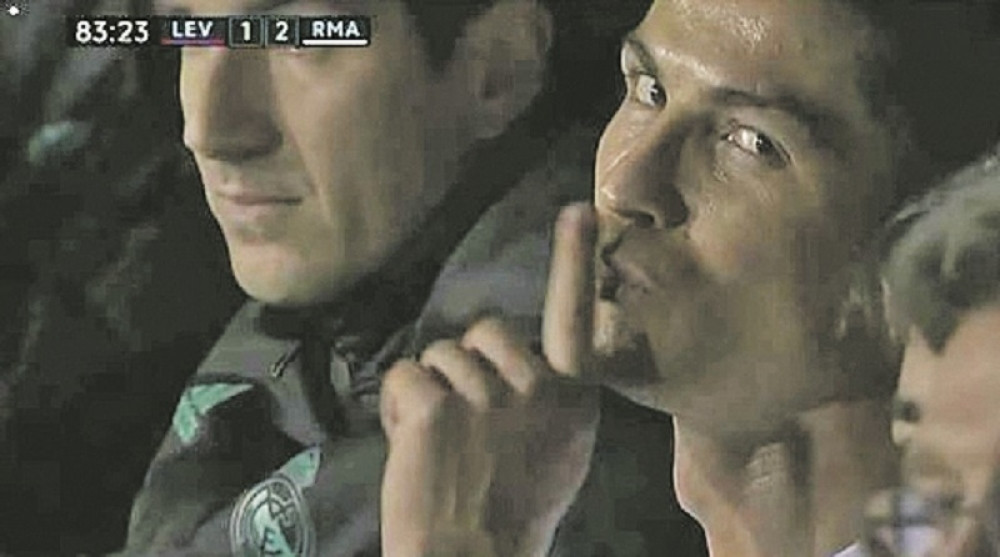 Tražila mu je MILION DOLARA da ćuti, evo koliko joj je KRISTIJANO SAD PONUDIO!