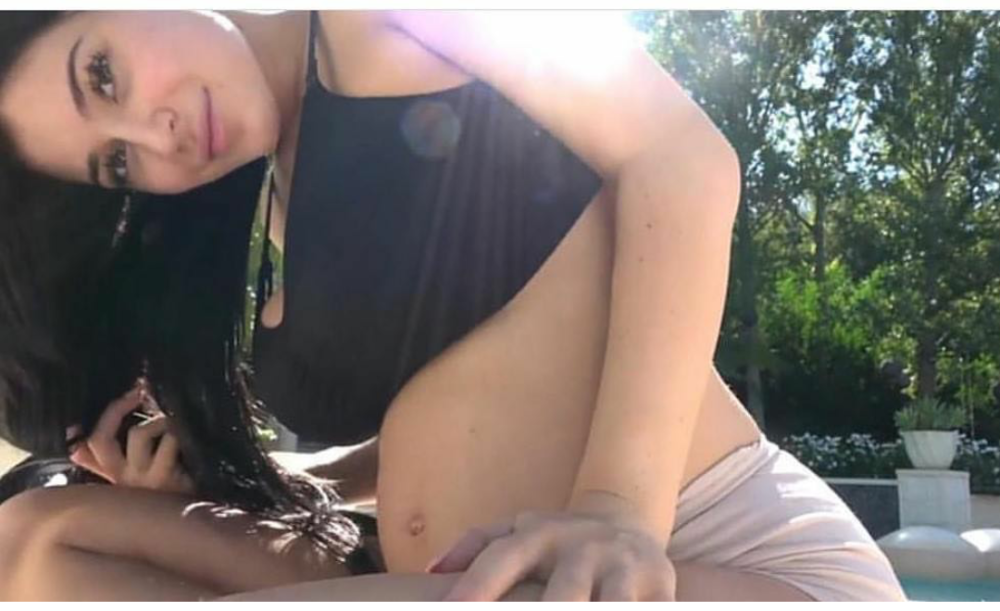 Kajli Džener se porodila i priznala zašto je ćutala!