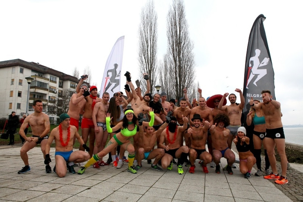 Razgaćili se, trčali pored Dunava, a pala i masaža toplom čokoladom! (FOTO)