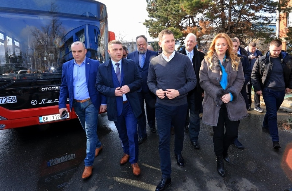 Za penzionere popusti, a "Lasti" novi autobusi (FOTO)