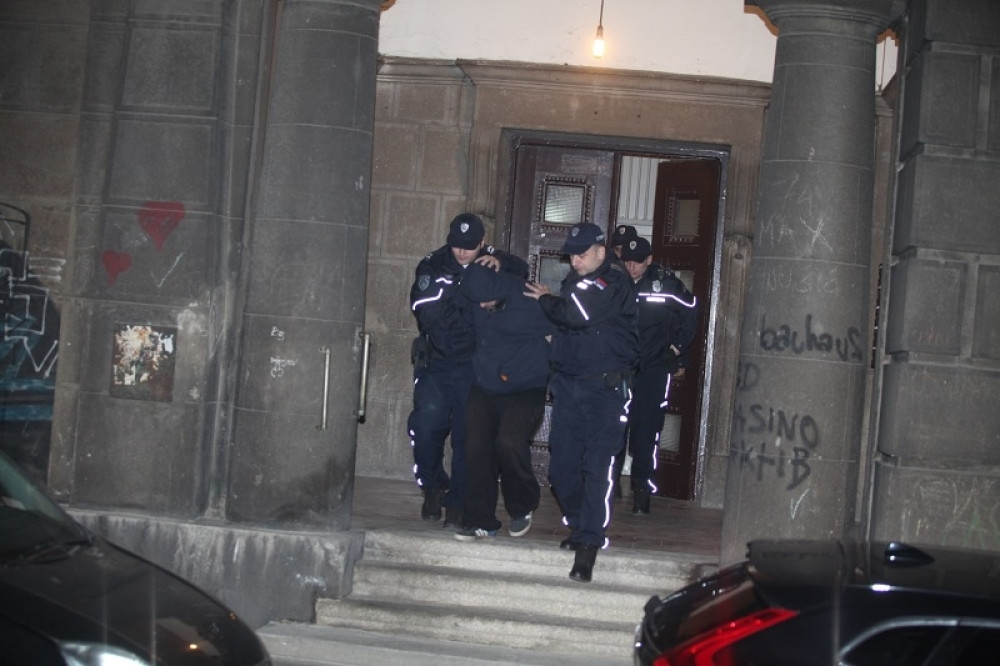 Osumnjičenom za ubistvo oca određen pritvor