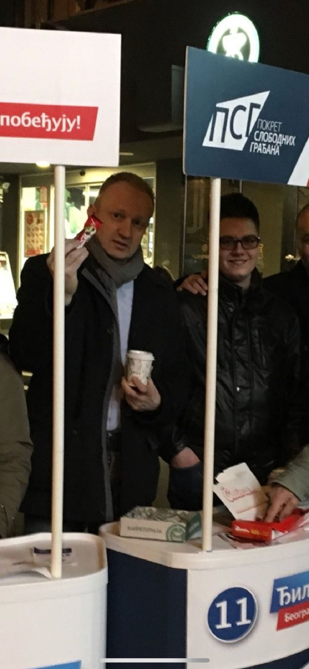 Đilas birače mami bananicama!