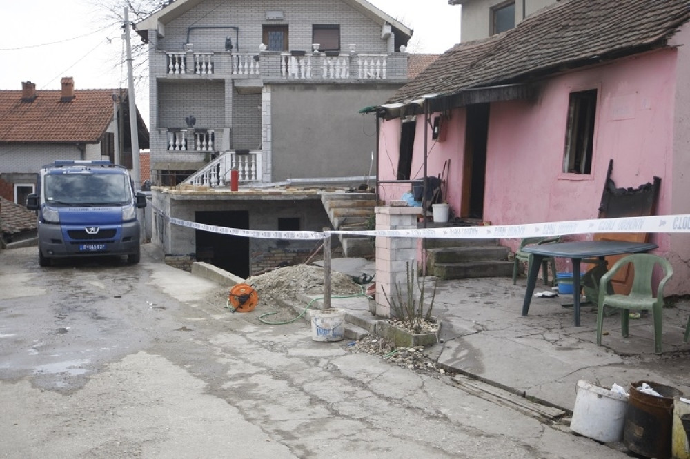 Majka, trudna ćerka i zet izgoreli u požaru!