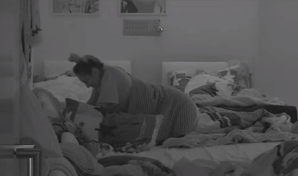 ŽESTOKI SEKS U RANIM JUTARNJIM SATIMA: Isplivao snimak vrele akcije Lune i Slobe! OVO DO SADA NISTE VIDELI! (VIDEO 18+)