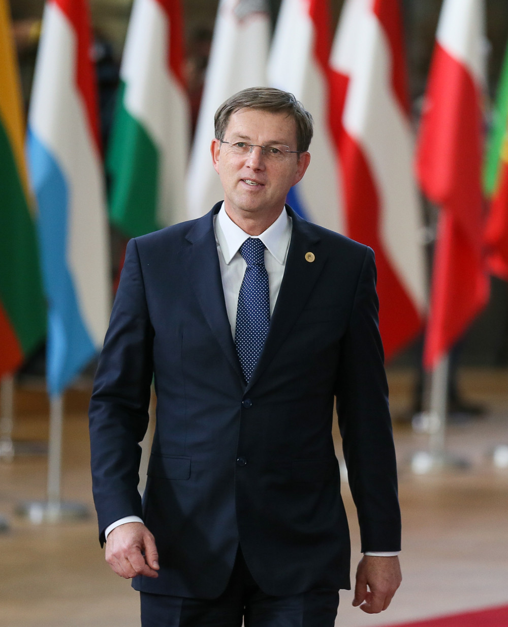 Slovenci u maju na biralištima?