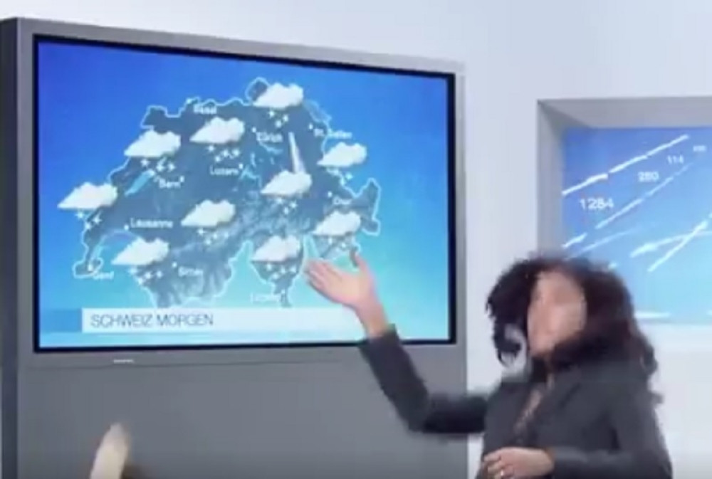 Voditeljka "obrisala patos" usred emisije (VIDEO)