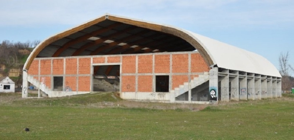 Uskoro radovi na završetku sportske hale u Grockoj