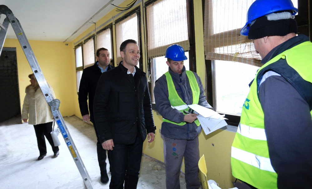 Mali: Ove godine 300 miliona dinara za rekonstrukciju vrtića