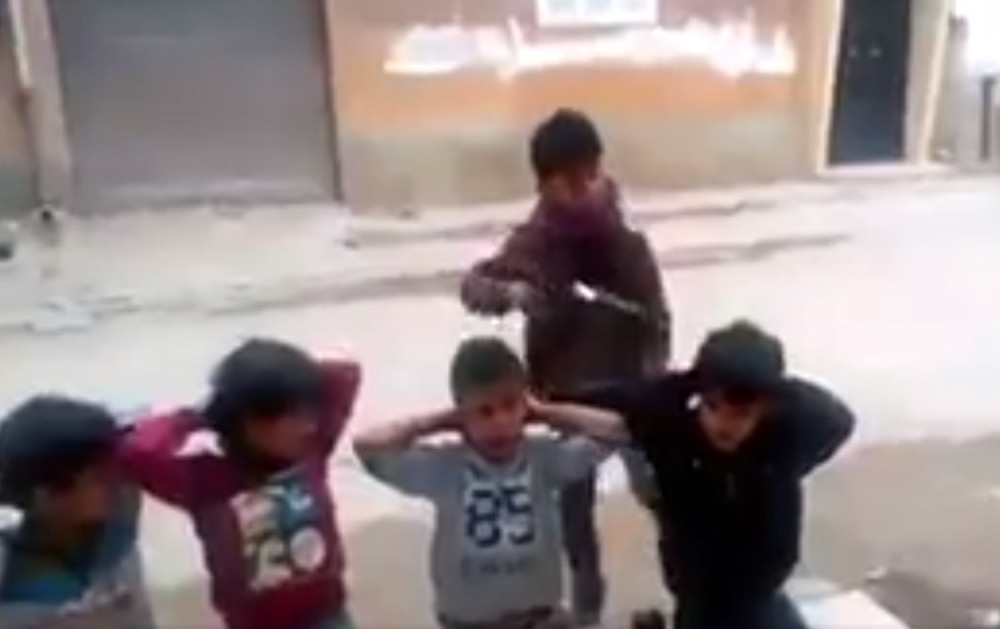 Deca u Libiji igraju se egzekucija po receptu ISIS-a! (VIDEO)