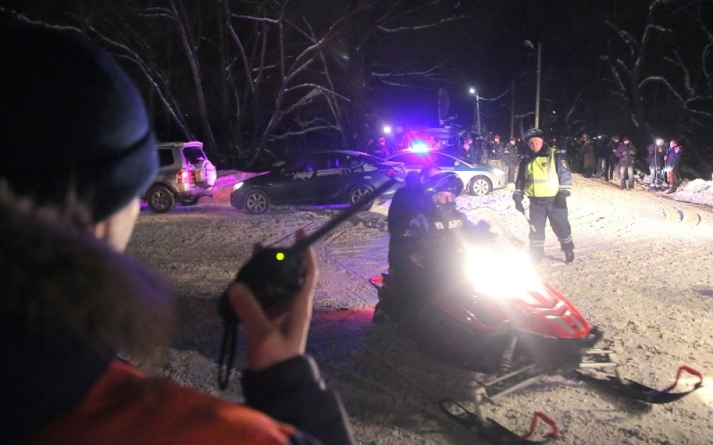 Troje poginulo u padu aviona! Ljudi autom krenuli ka mestu nesreće, usput poginulo još dvoje!