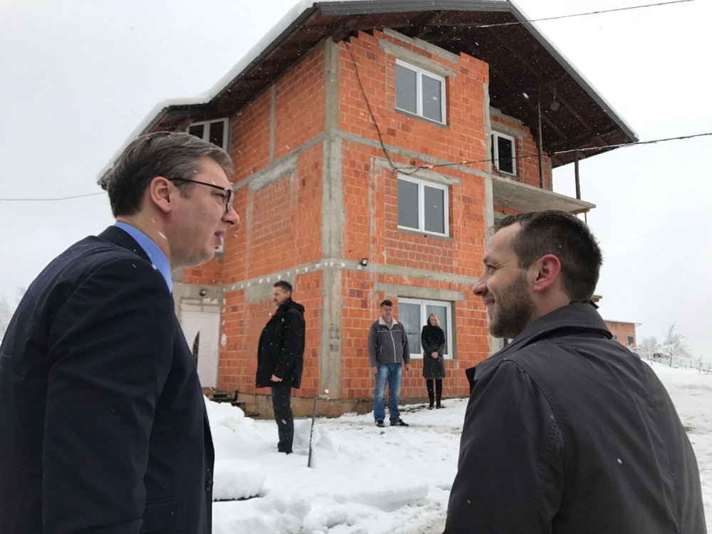 Vučić obilazi Srbe u Hrvatskoj