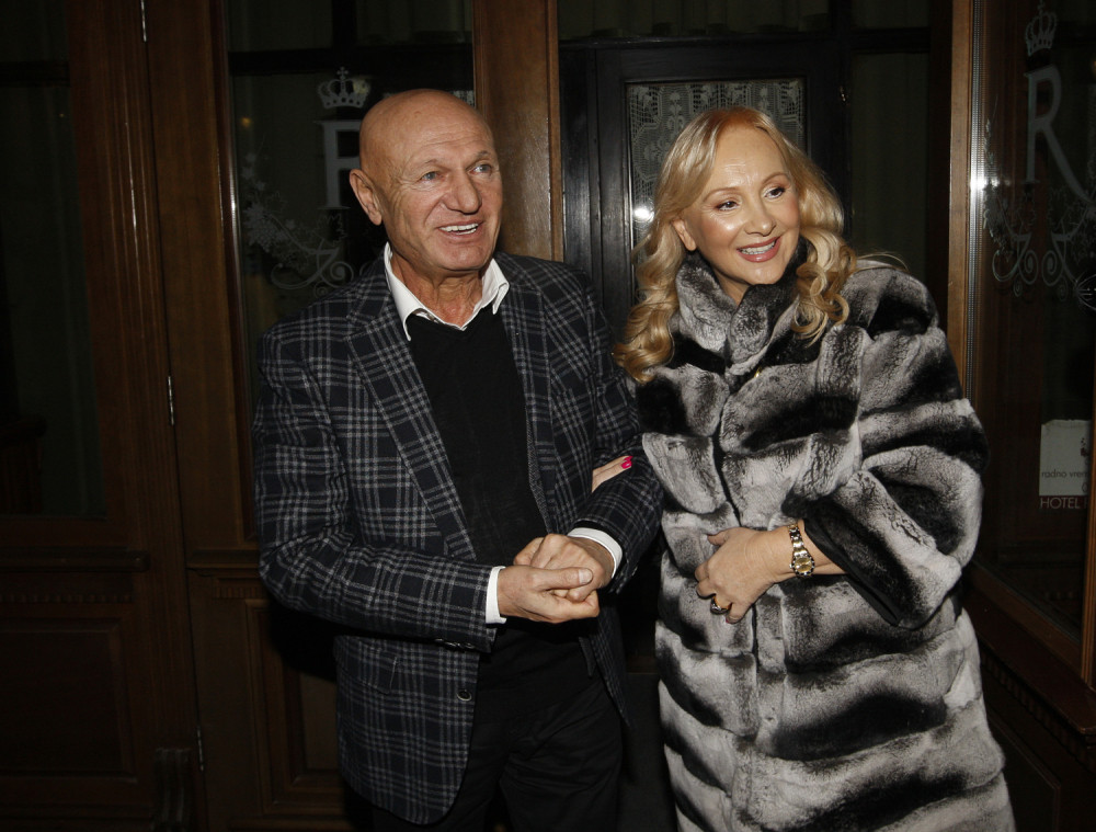 Šabanova udovica objavila do sada neviđenu sliku sa preminulim suprugom iz porodičnog doma! (FOTO)