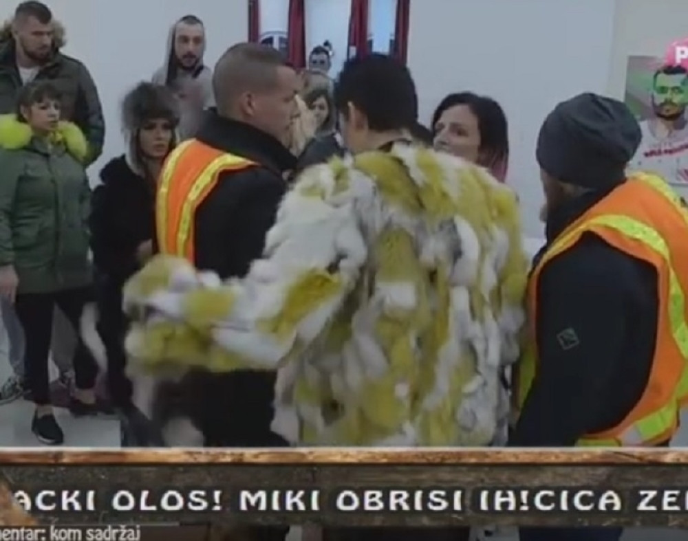 Krunićka se zaletela na Minu, obezbeđenje uletelo da spreči haos!