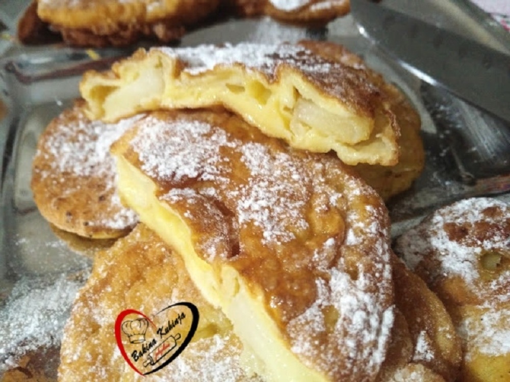 Jabuke u palačinkama