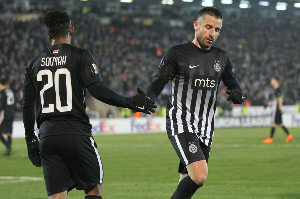 Ožegovića muči kuk, Tošić ranije napustio trening