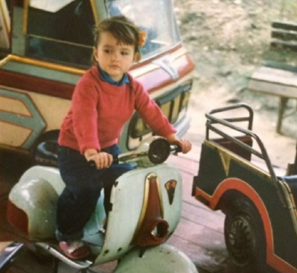 Danas je udata za najbogatijeg Srbina, a nekada je izgledala ovako!