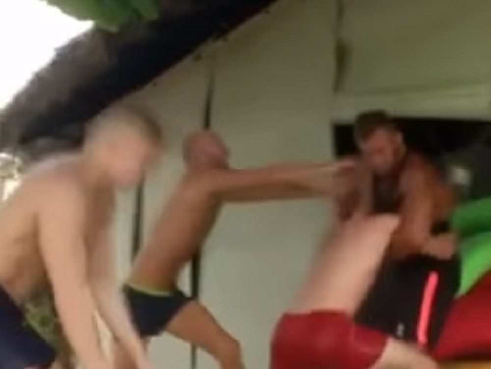 U našim rijalitijima se biju, ali ovo još niste videli