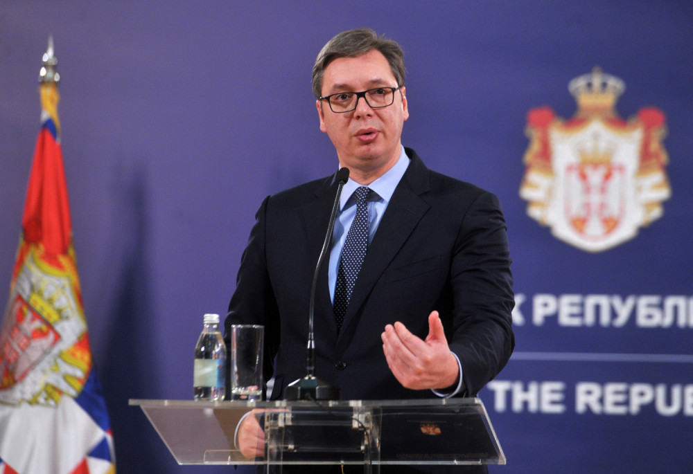Vučić: Džaba nam vuku uši, mi se pitamo!