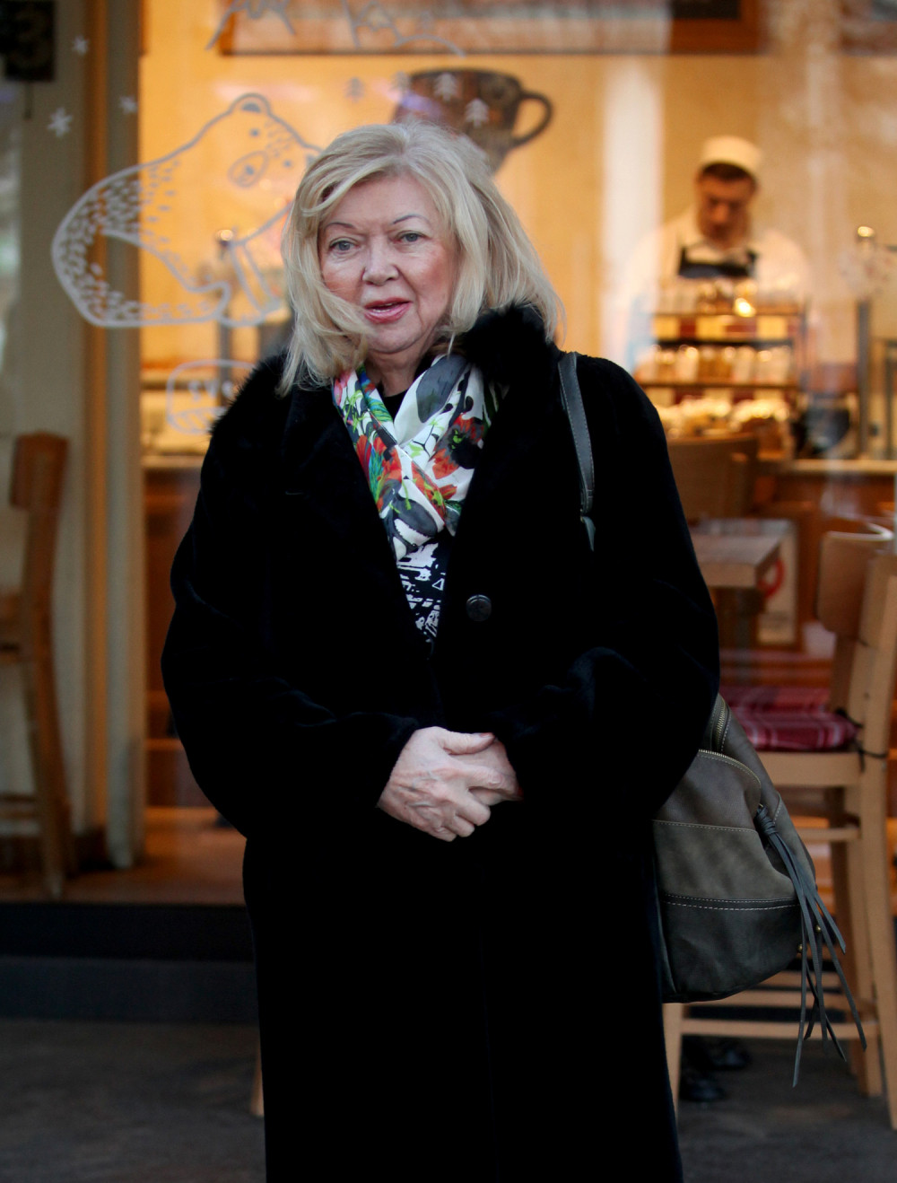 ŽENSKE PRIČE~Vesna Stanojević: Hoću da pomognem, ne jurim funkcije!