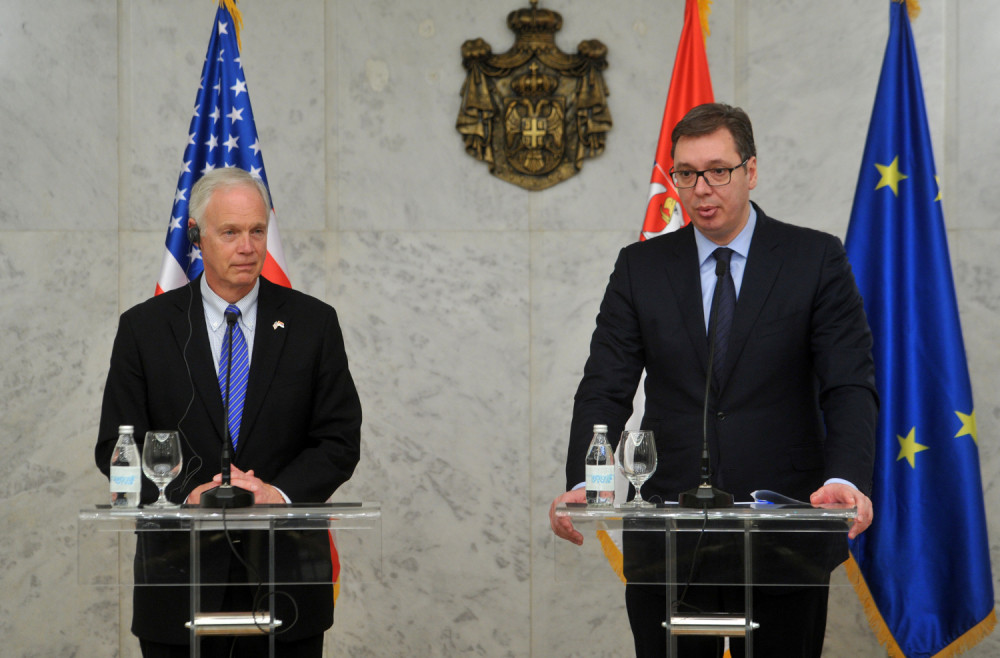 Vučić: Pozvao sam Džonsona da zamoli Albance za kompromis