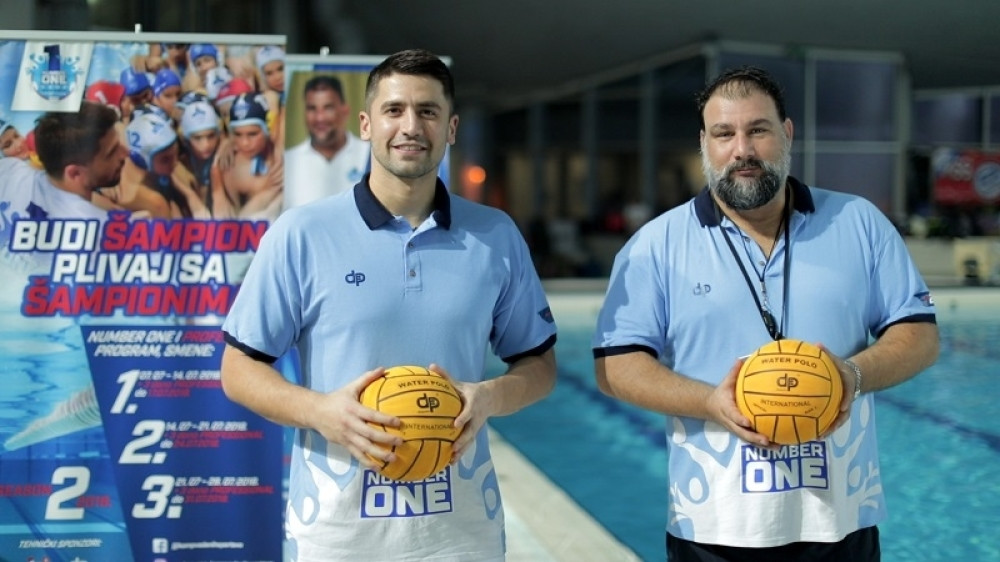 Savić i Rađen predstavljaju program kampa "Number ONE"