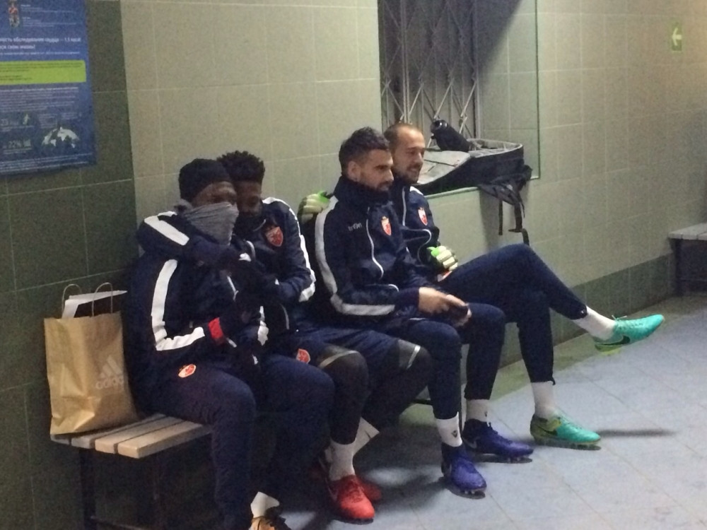 Igrači se smrzavali na debelom minusu u Moskvi (FOTO) (VIDEO)