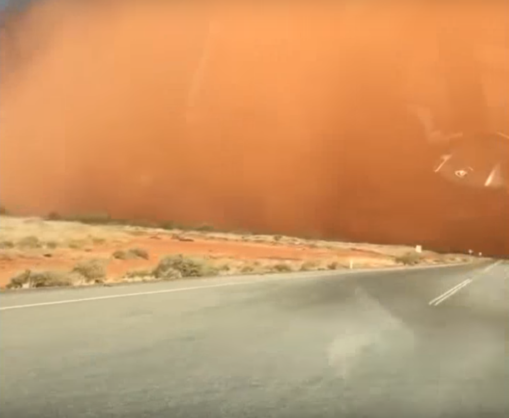 U novoj peščanoj oluji 14 mrtvih i 25 povređenih