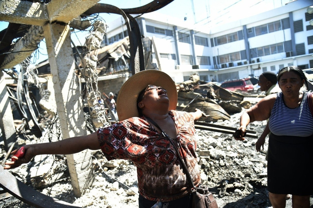 Zgrade padale kao domine, ima mrtvih, građani u panici