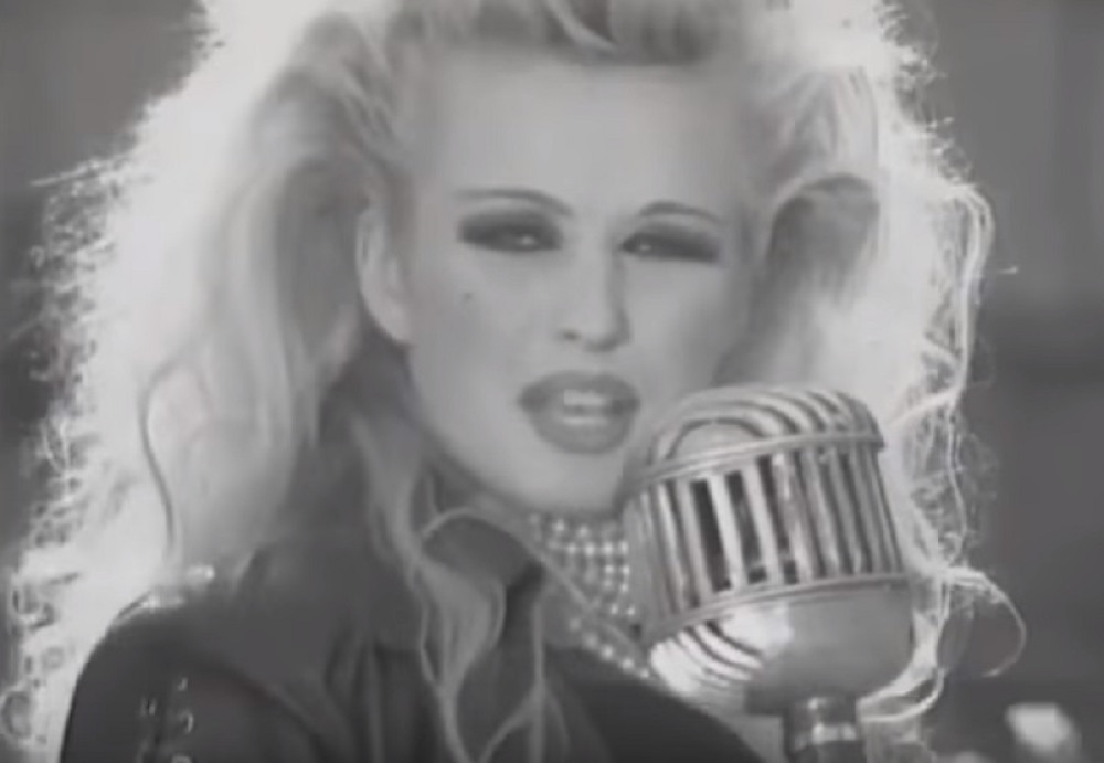 Ona je poslednja MIS JUGOSLAVIJE, od biznismena iz Kanade dobila je stan, pobedila je tumor, a danas ne liči na sebe - UNIŠTILA se od operacija!