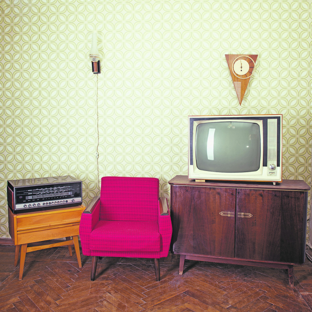 Izdaju stan sa odelom za sahranu!