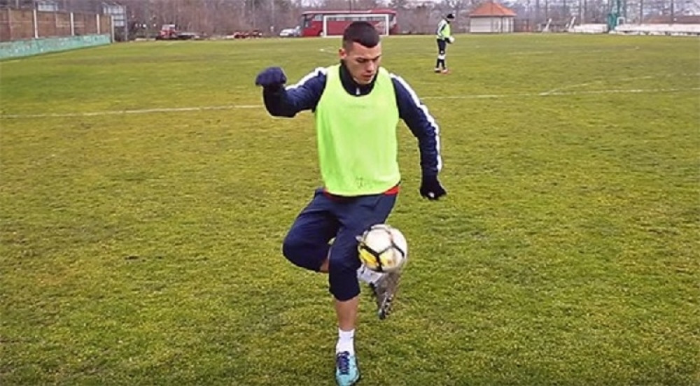 Čik uradite ono što učine fudbaleri