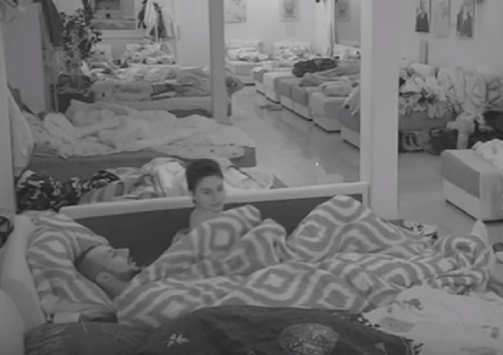 Mina i Đekson imali žestok seks, a onda je svima pokazala njegov ponos! (18+)