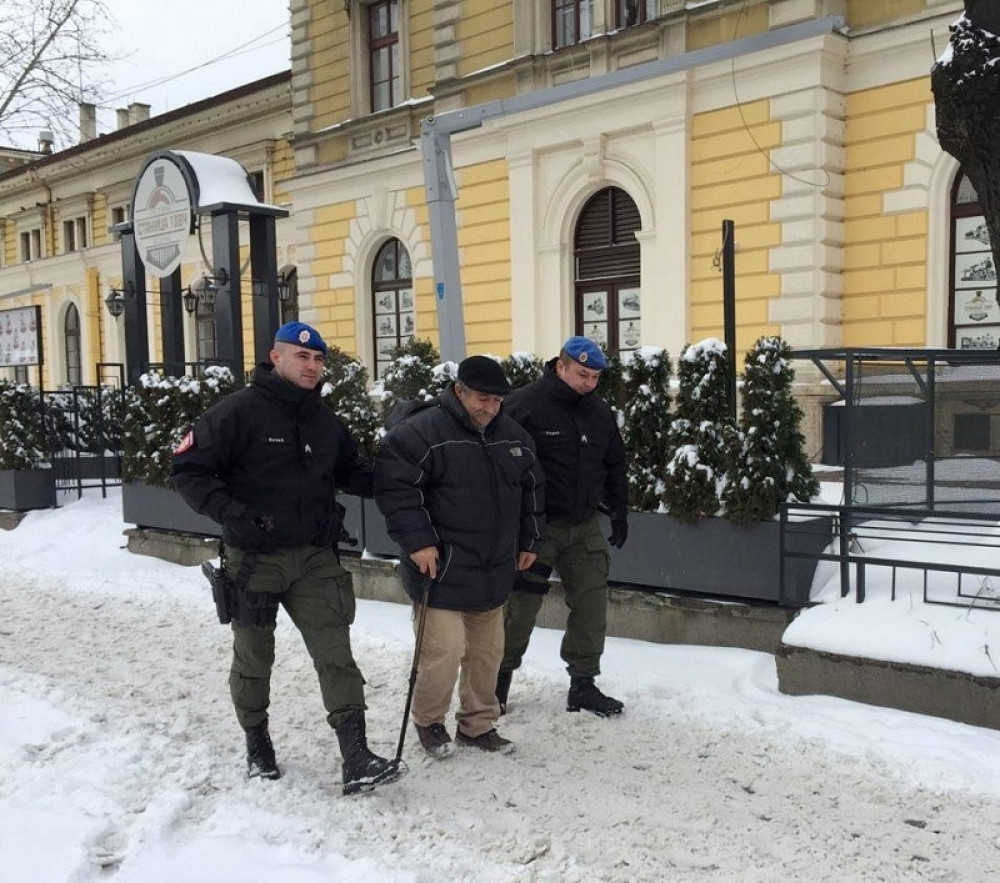 Policajci uz građane i kad je sibirska zima!