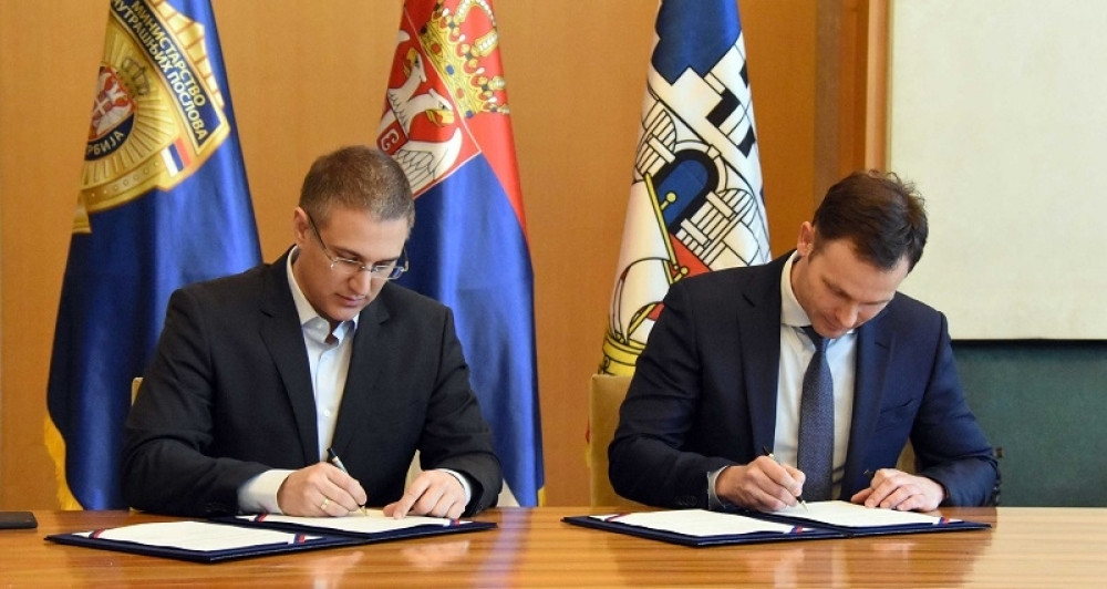 Spomen - obeležje u znak sećanja na hrabre policajce